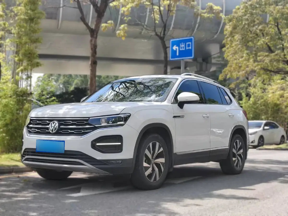 2022 Volkswagen Tayron 2.0T 186HP L4 7DCT