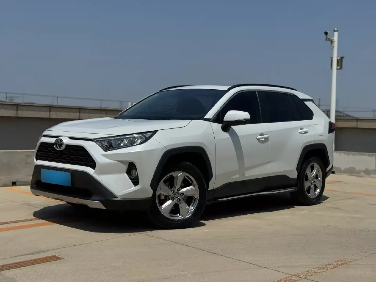 2021 Toyota RAV4 2.0L 171HP L4 CVT
