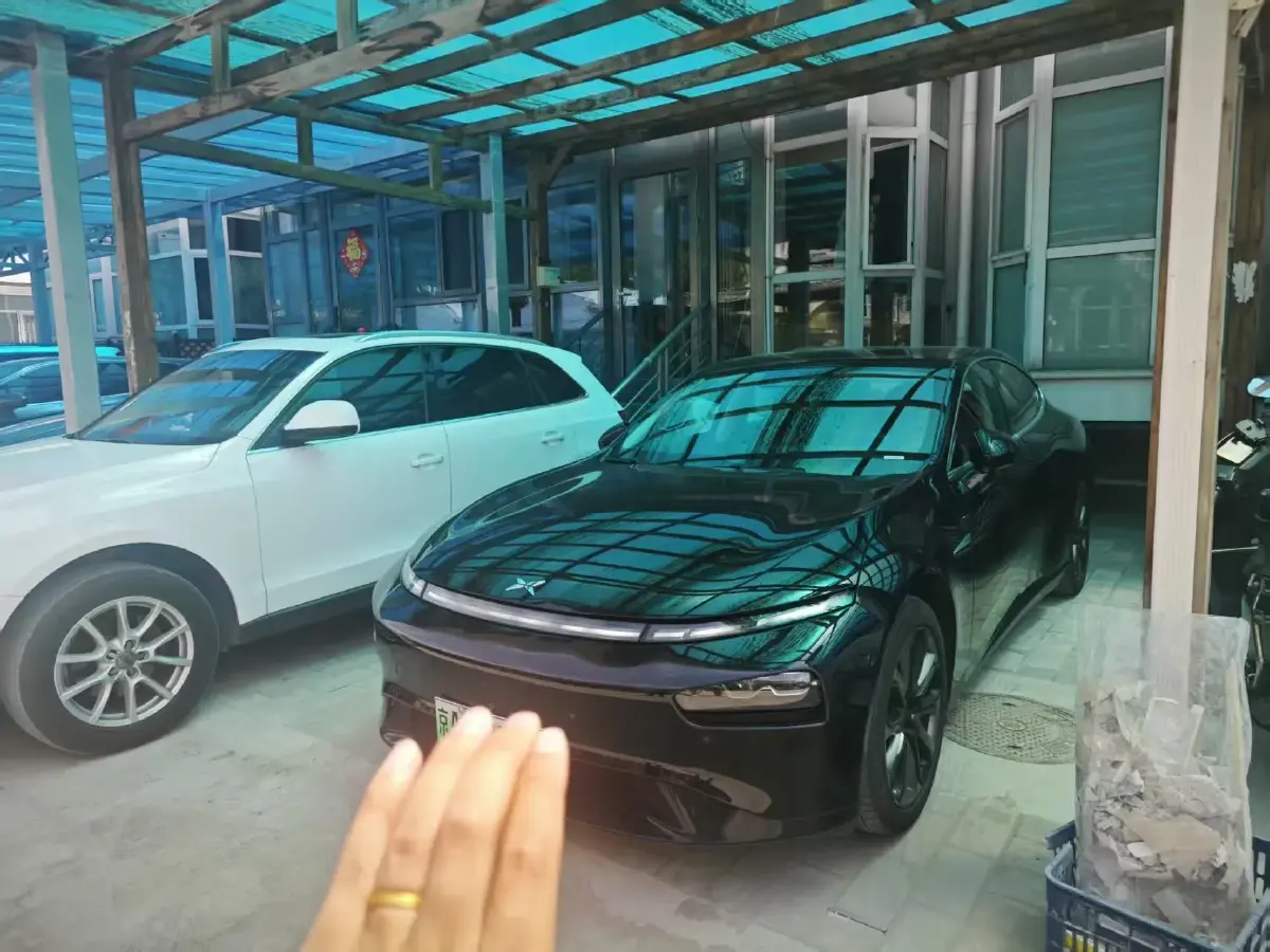 2022 Xpeng P7 BEV 70.8KWH