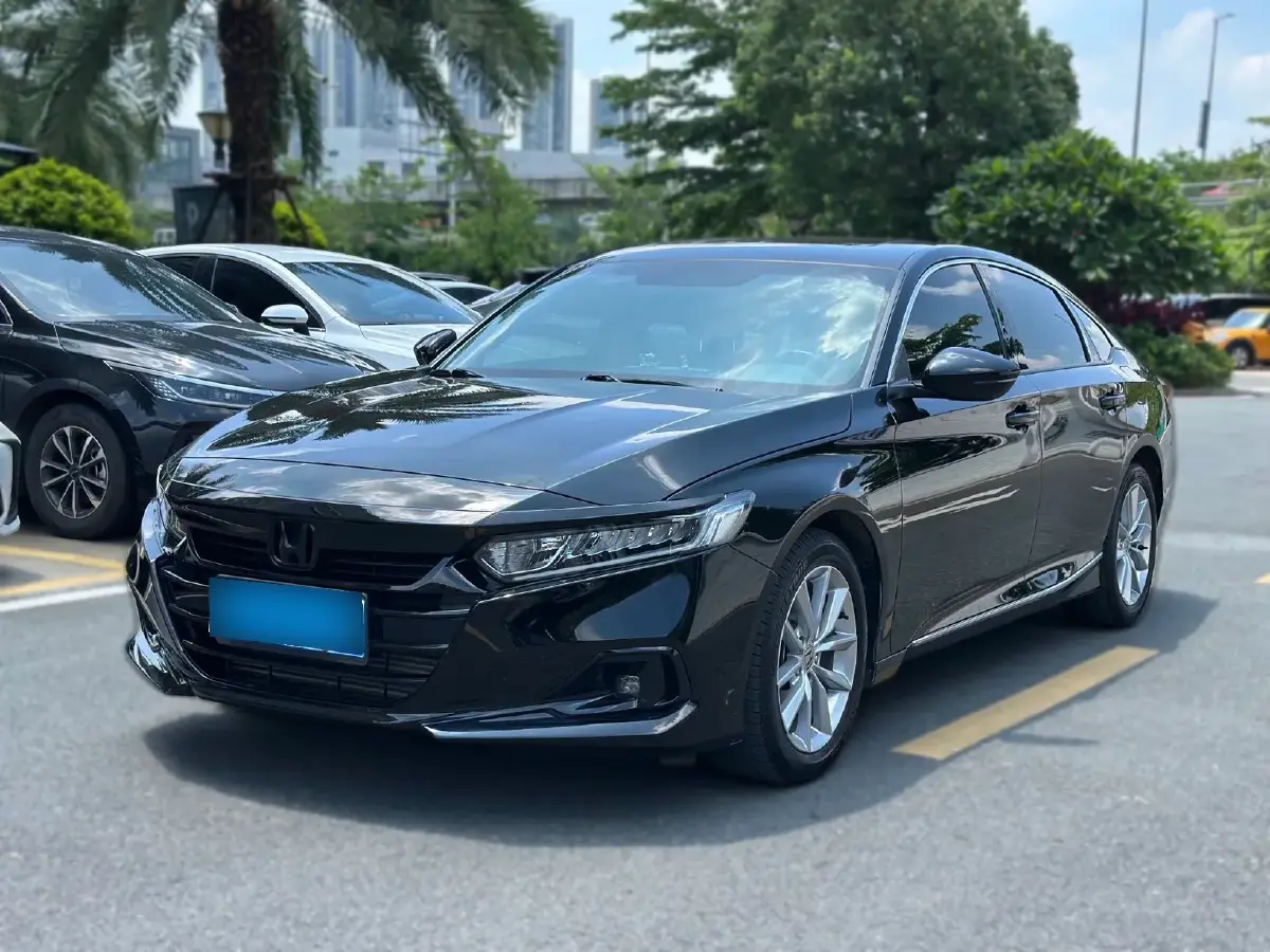 2022 Honda Accord 1.5T 194HP L4 CVT
