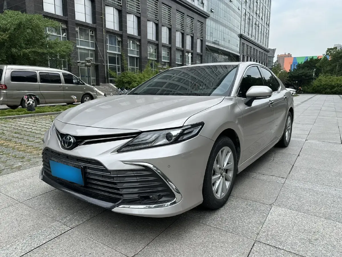 2021 Toyota Camry 2.0L 178HP L4 CVT