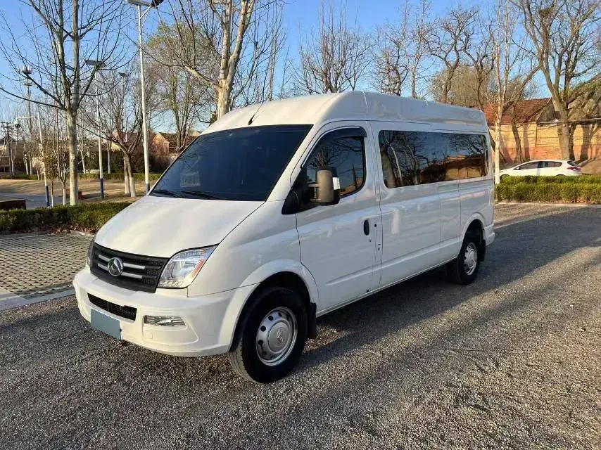 2023 MAXUS XinTu V80 2.0T 127HP L4 6AMT