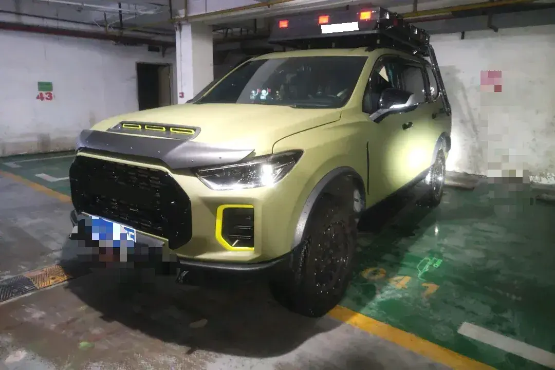 2022 MAXUS D90 Pro 2.0T 218HP L4 8AT