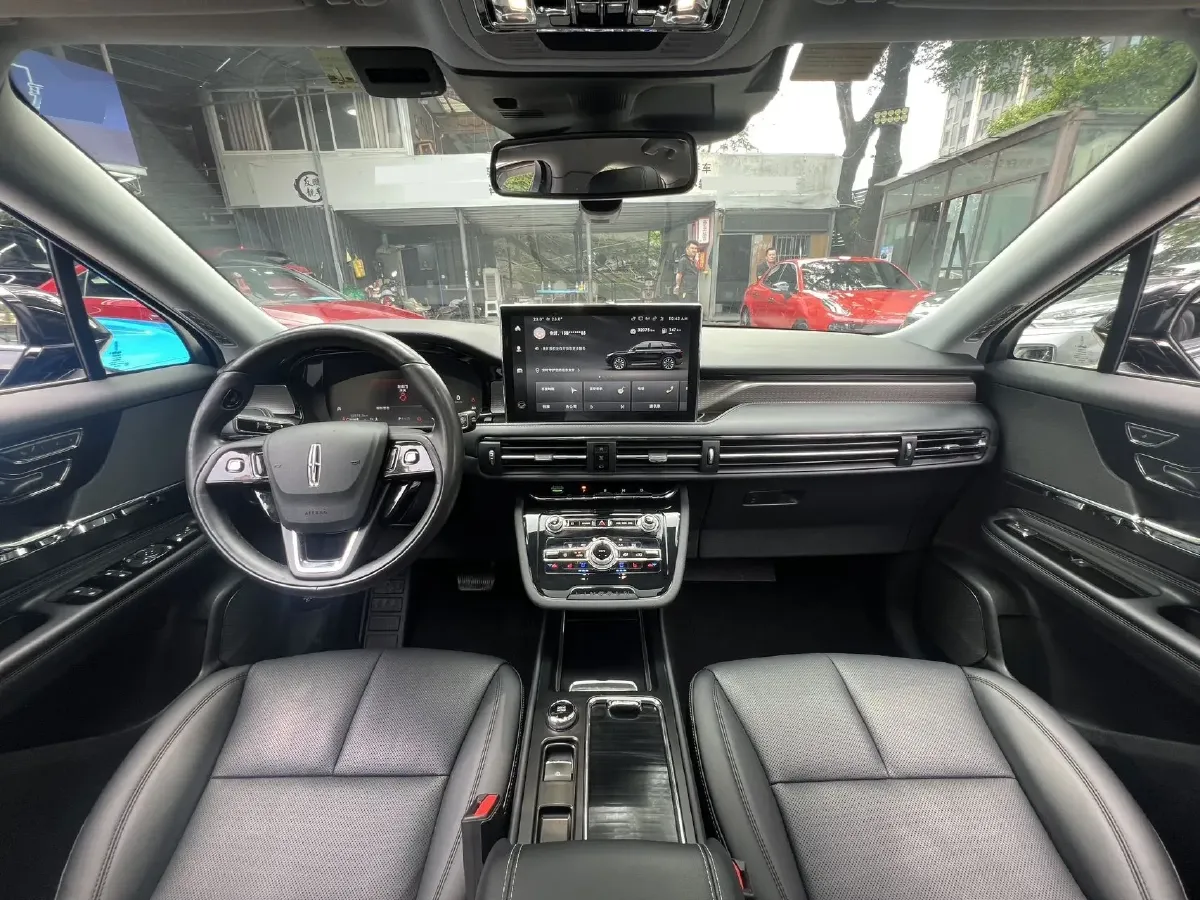 2022 Lincoln Corsair 2.0T 245HP L4 8AT,autocango,china used car exporter,china ev exporter,chinese used car exporter,chinese used ev exporter