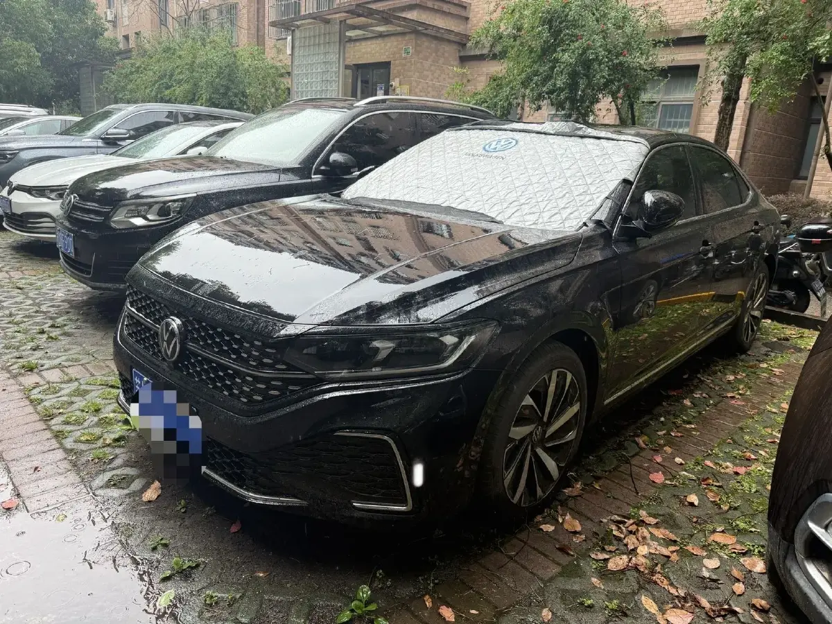 2021 Volkswagen Passat 2.0T 186HP L4 7DCT