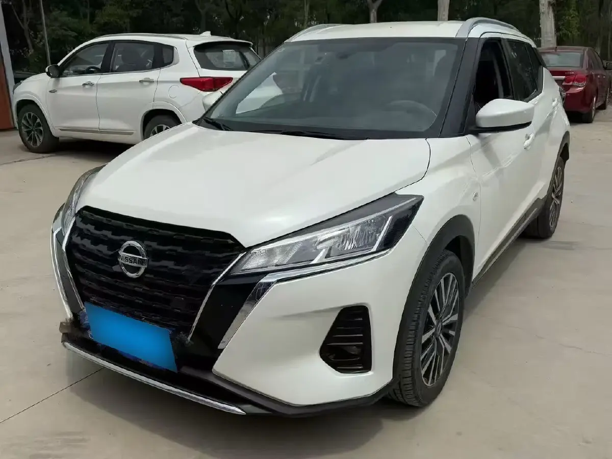 2022 Nissan Kicks 1.5L 122HP L4 CVT