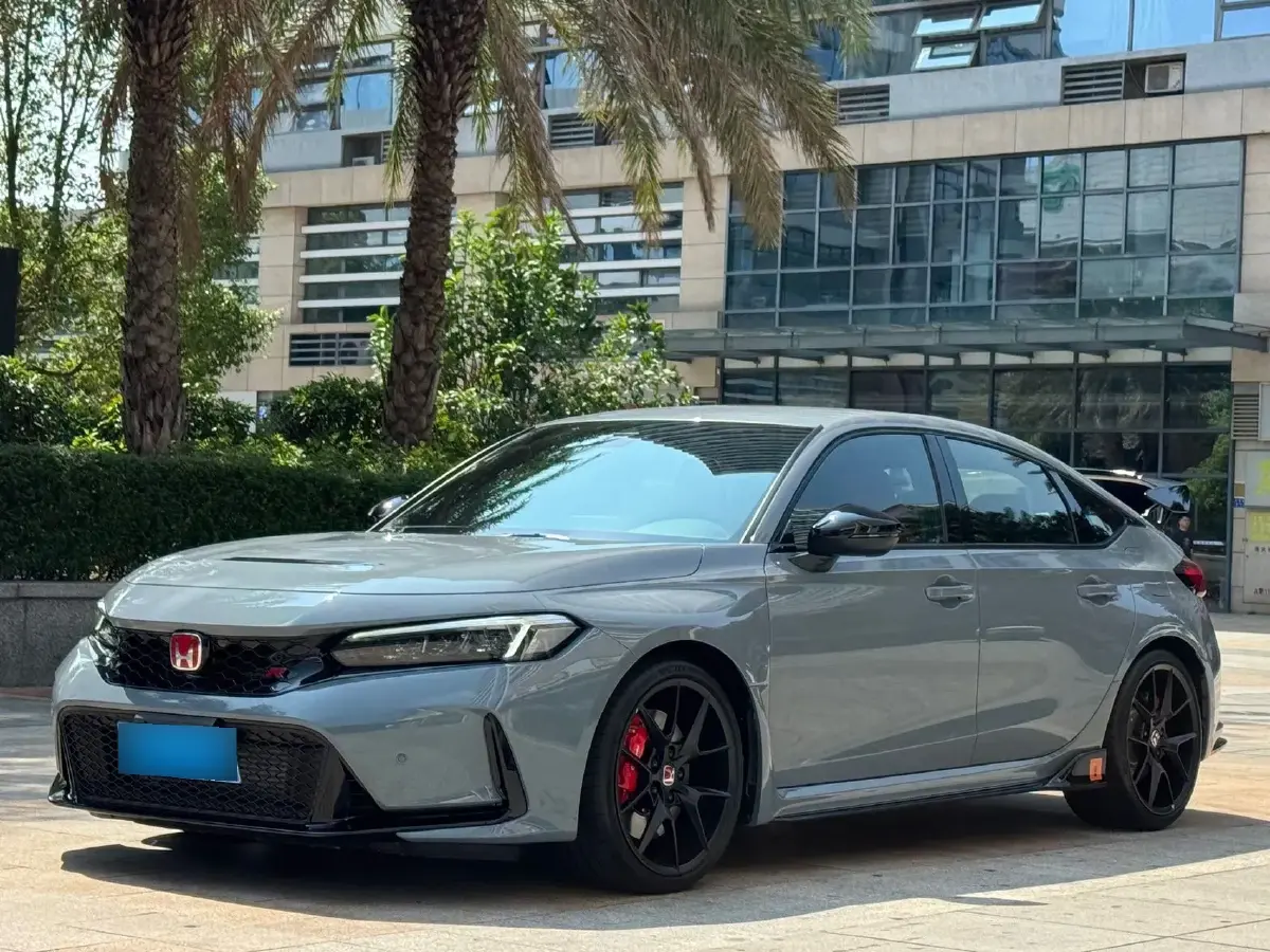2023 Honda Civic 2.0T 300HP L4 6MT