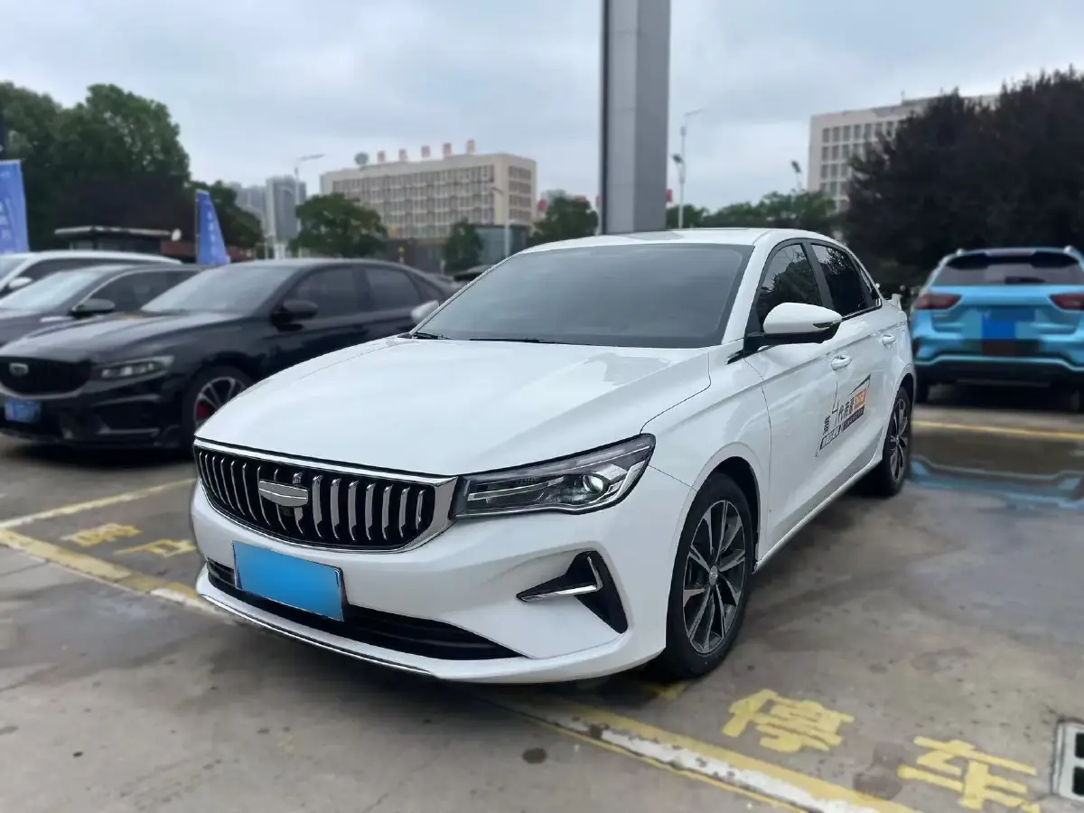 2025 Geely Emgrand 1.5L 127HP L4 CVT