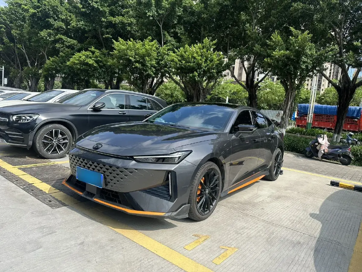 2024 ChangAn UNI-V 1.5T 188HP L4 7DCT