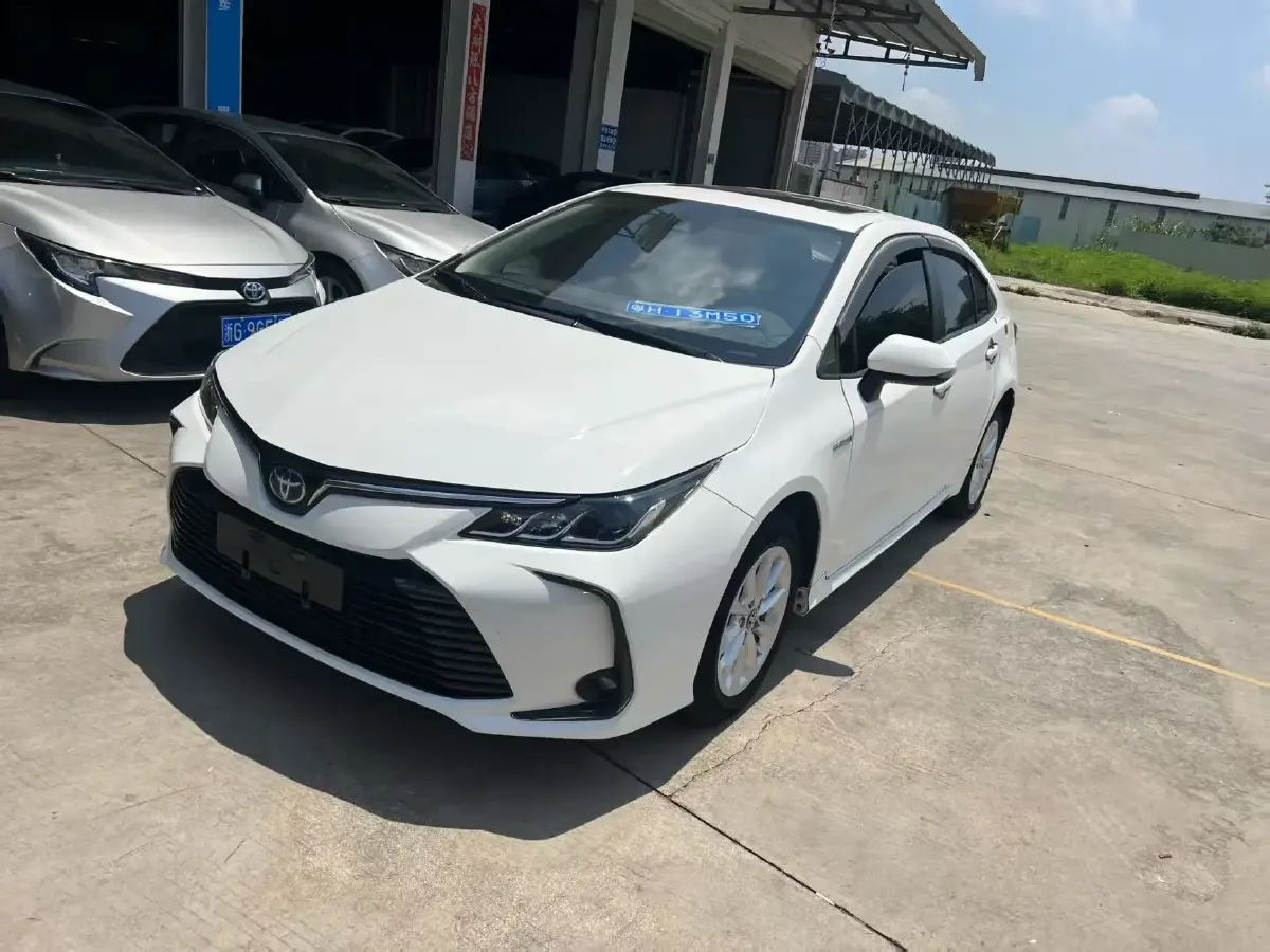 2021 Toyota Corolla 1.8L 98HP L4 E-CVT Hybrid