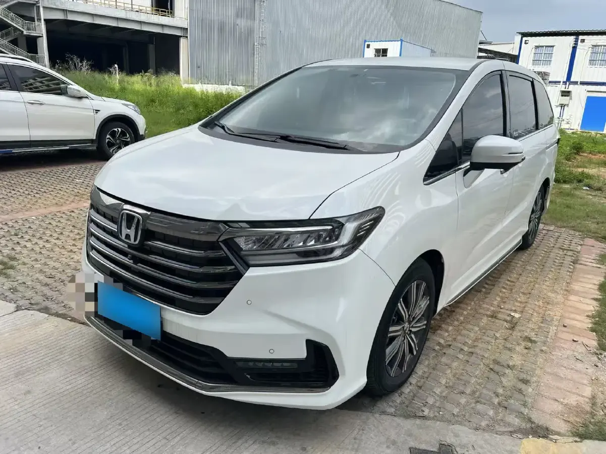 2022 Honda Odyssey 2.0L 146HP L4 E-CVT Hybrid