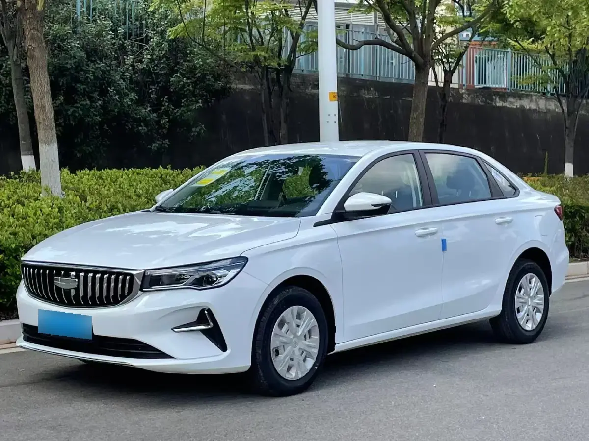 2025 Geely Emgrand 1.5L 127HP L4 CVT