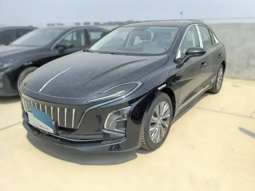2024 HongQi E-QM5 BEV 60KWH