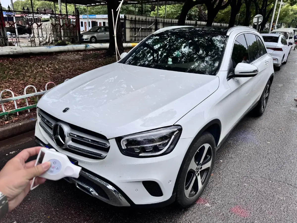 2022 Mercedes-Benz GLC Class 2.0T 197HP L4 9AT
