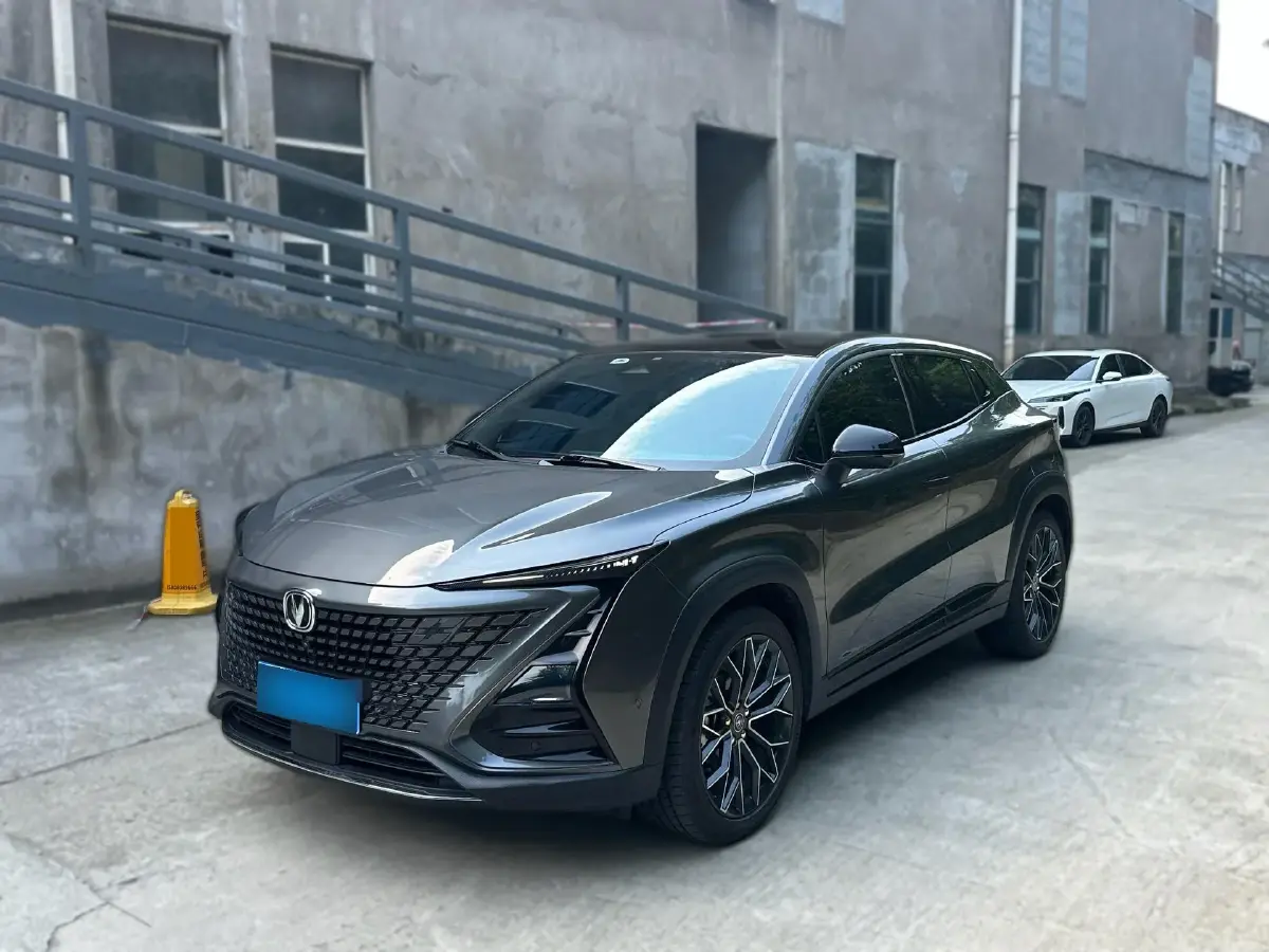 2022 ChangAn UNI-T 1.5T 188HP L4 7DCT