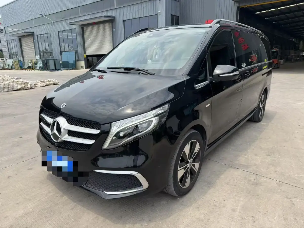 2022 Mercedes-Benz V Class 2.0T 211HP L4 9AT