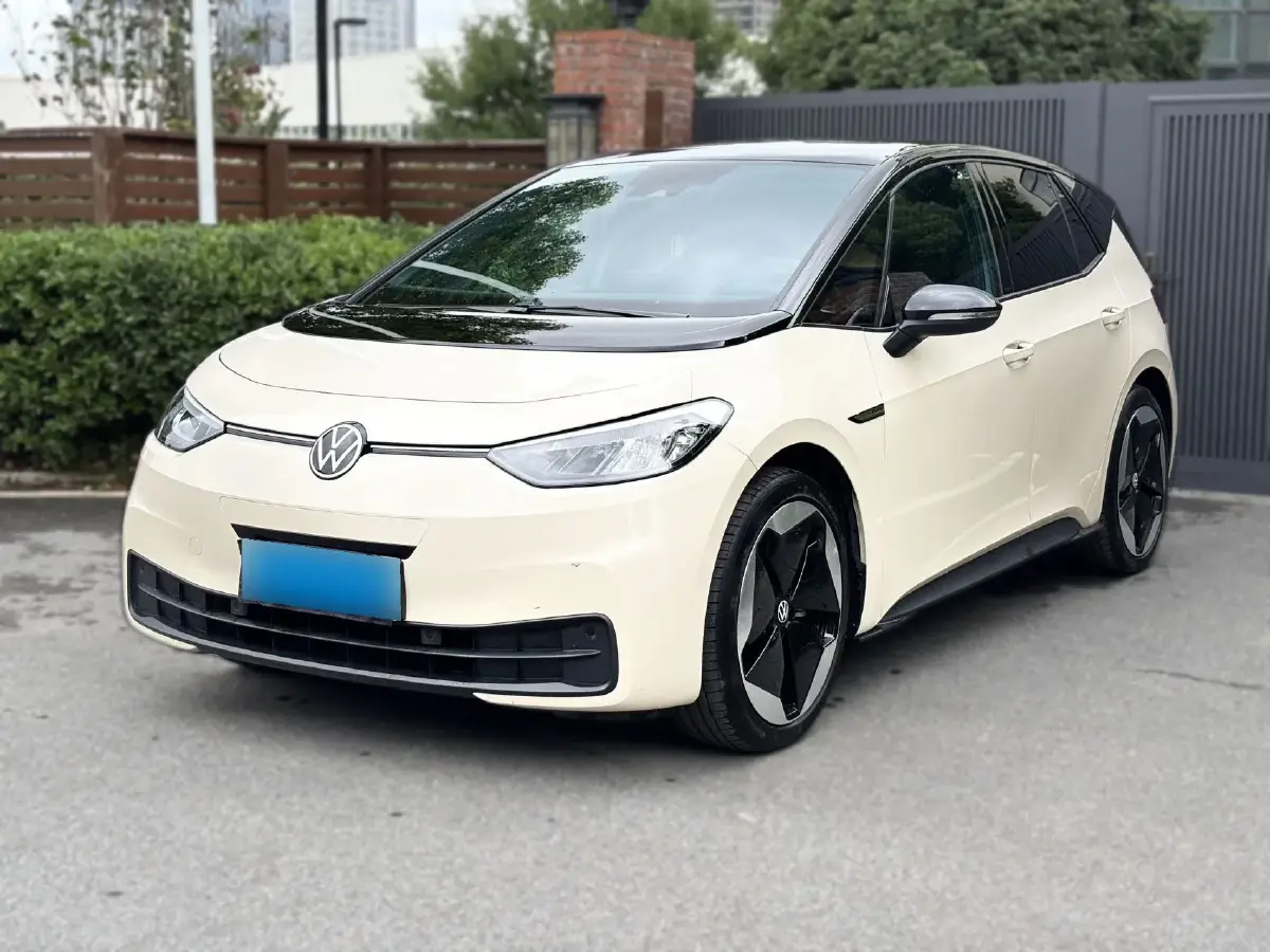 2023 Volkswagen ID.3 BEV 52.8KWH