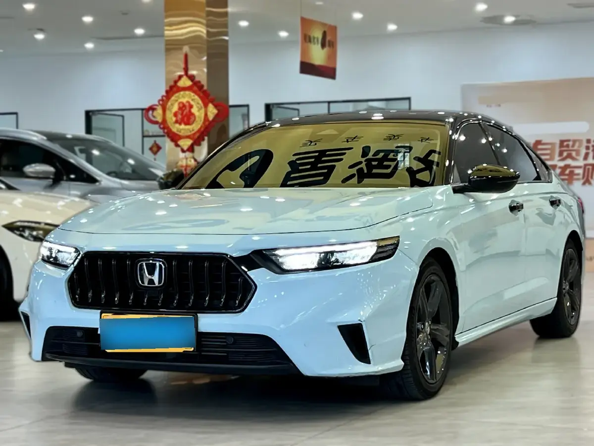 2024 Honda Inspire 1.5T 192HP L4 CVT