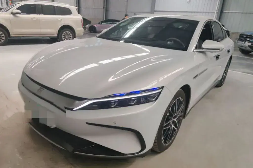 2025 BYD Han BEV 72KWH