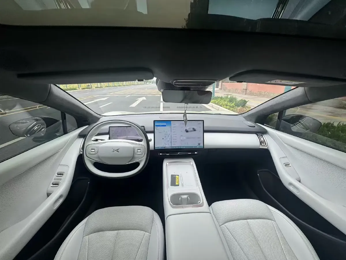 2024 Xpeng P7+ BEV 60.7KWH,autocango,china used car exporter,china ev exporter,chinese used car exporter,chinese used ev exporter