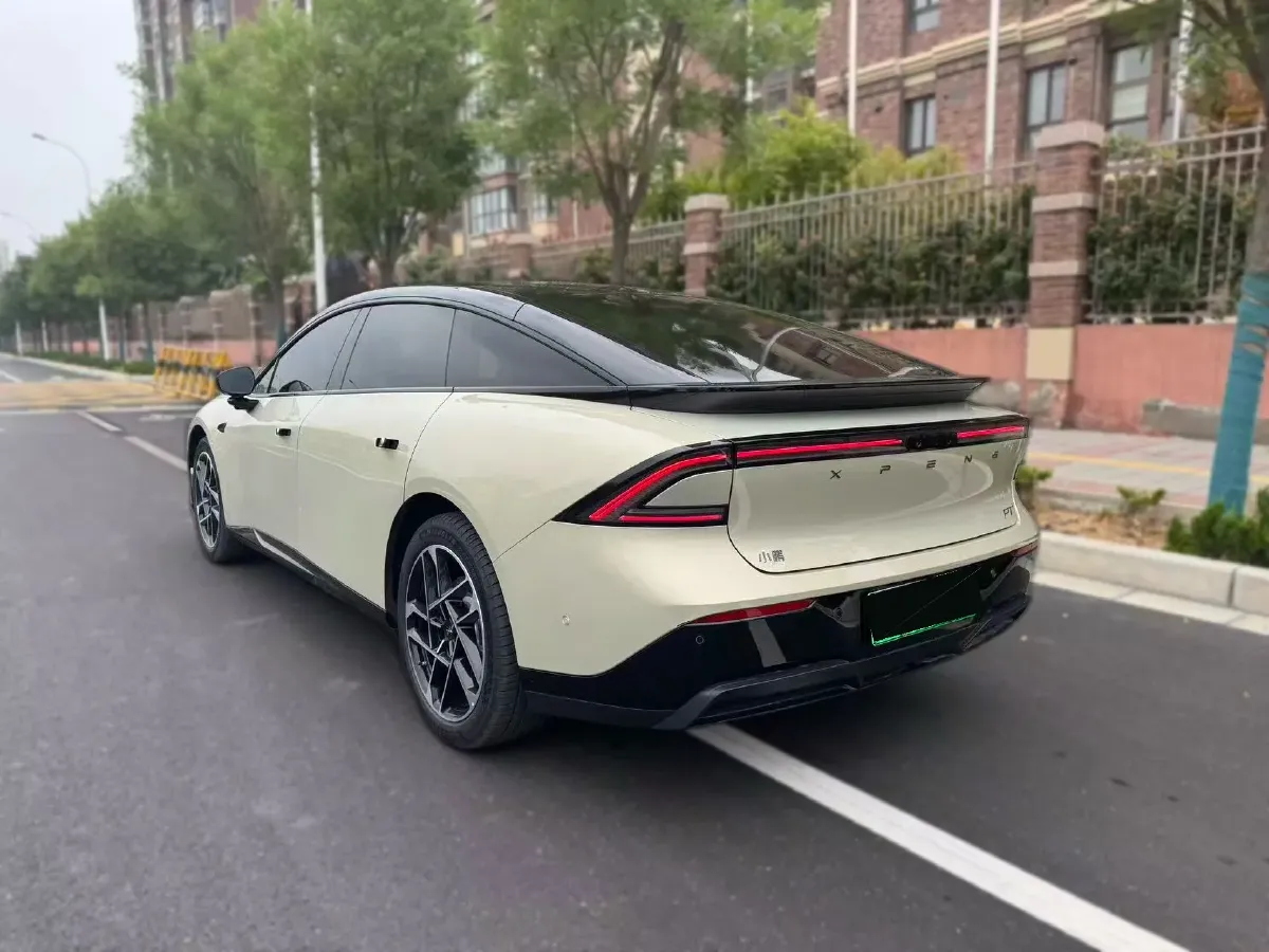 2024 Xpeng P7+ BEV 60.7KWH,autocango,china used car exporter,china ev exporter,chinese used car exporter,chinese used ev exporter