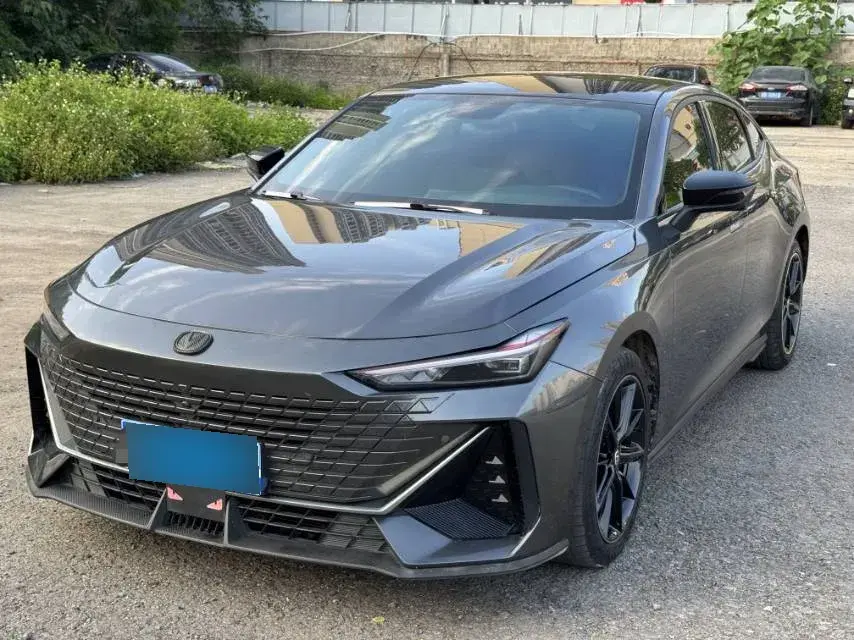 2022 ChangAn UNI-V 1.5T 188HP L4 7DCT