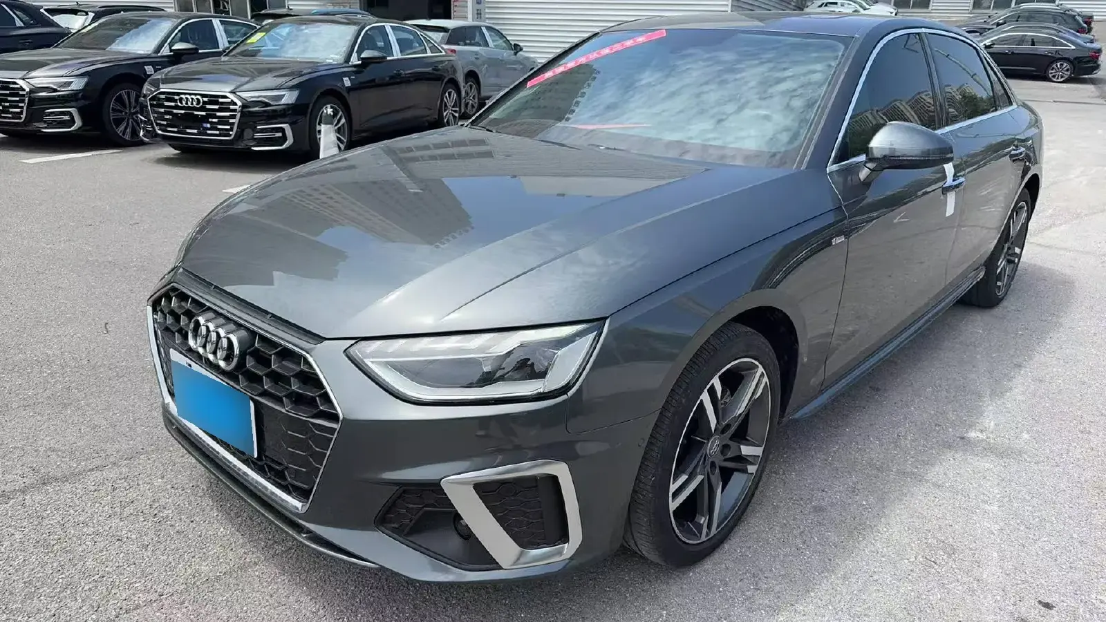 2022 Audi A4L 2.0T 190HP L4 7DCT