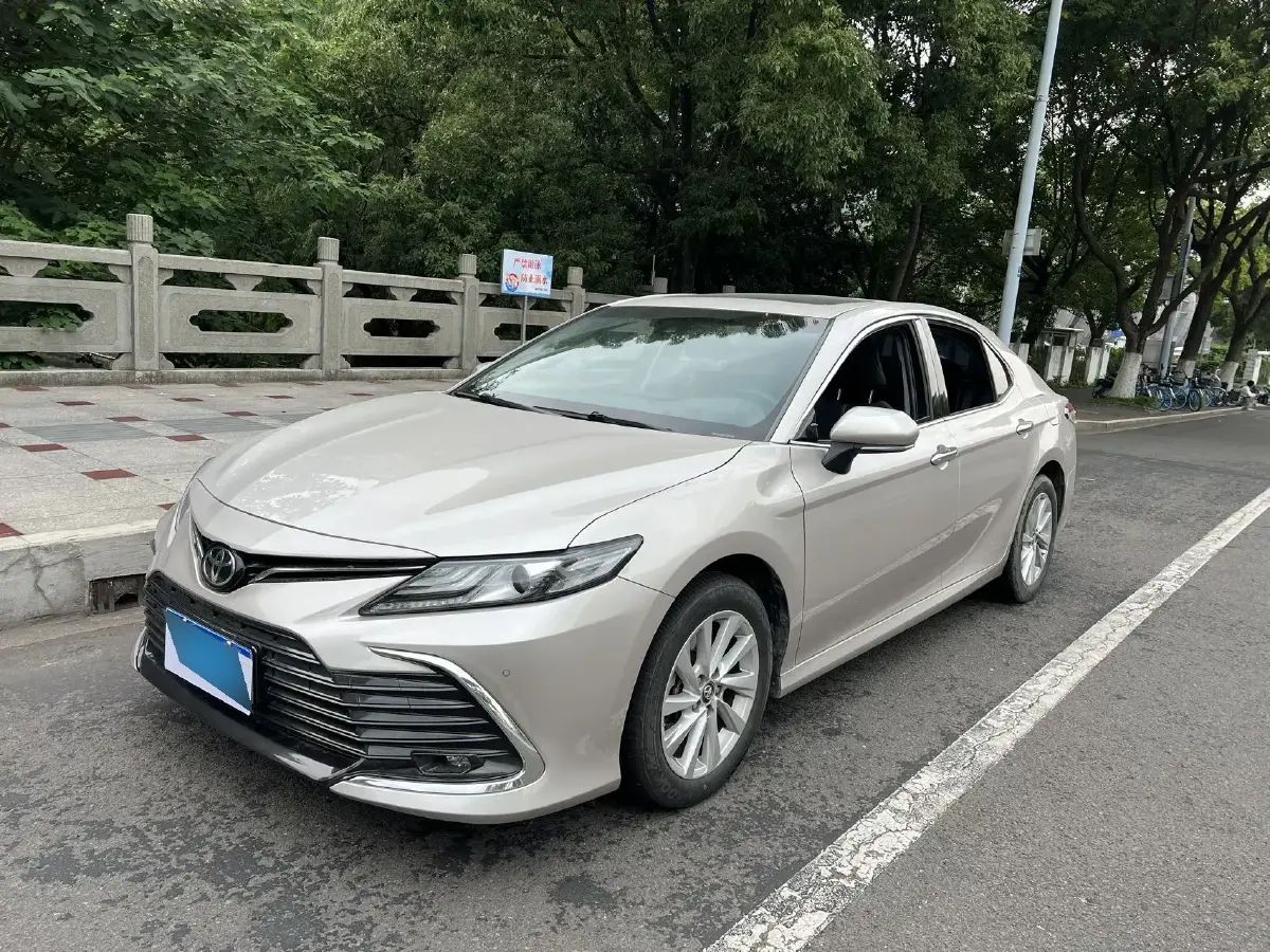 2022 Toyota Camry 2.0L 178HP L4 CVT