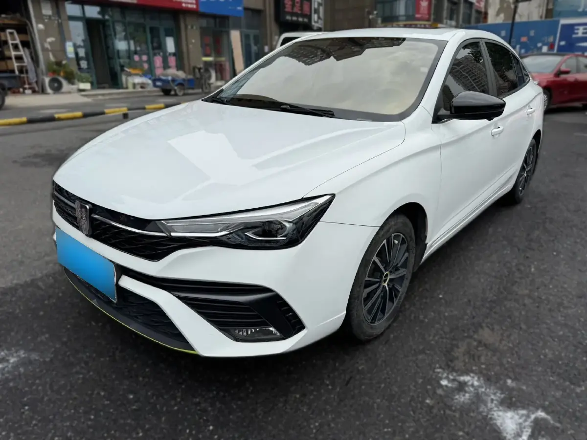 2021 Roewe i5 1.5L 120HP L4 CVT