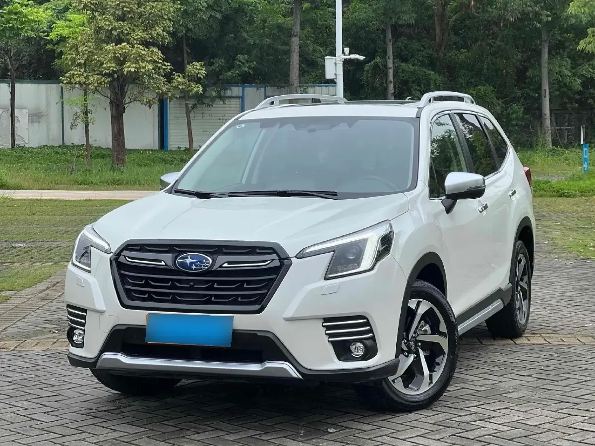 2024 Subaru Forester 2.5L 169HP H4 CVT