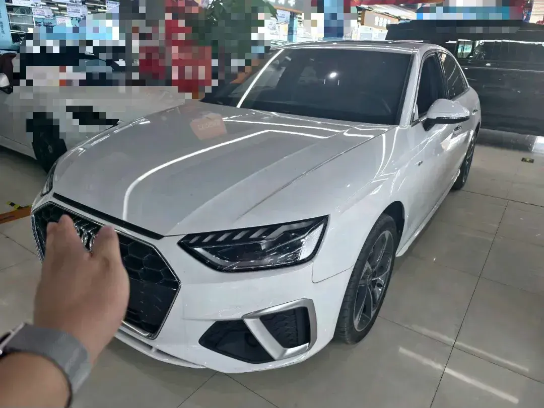 2020 Audi A4L 2.0T 190HP L4 7DCT