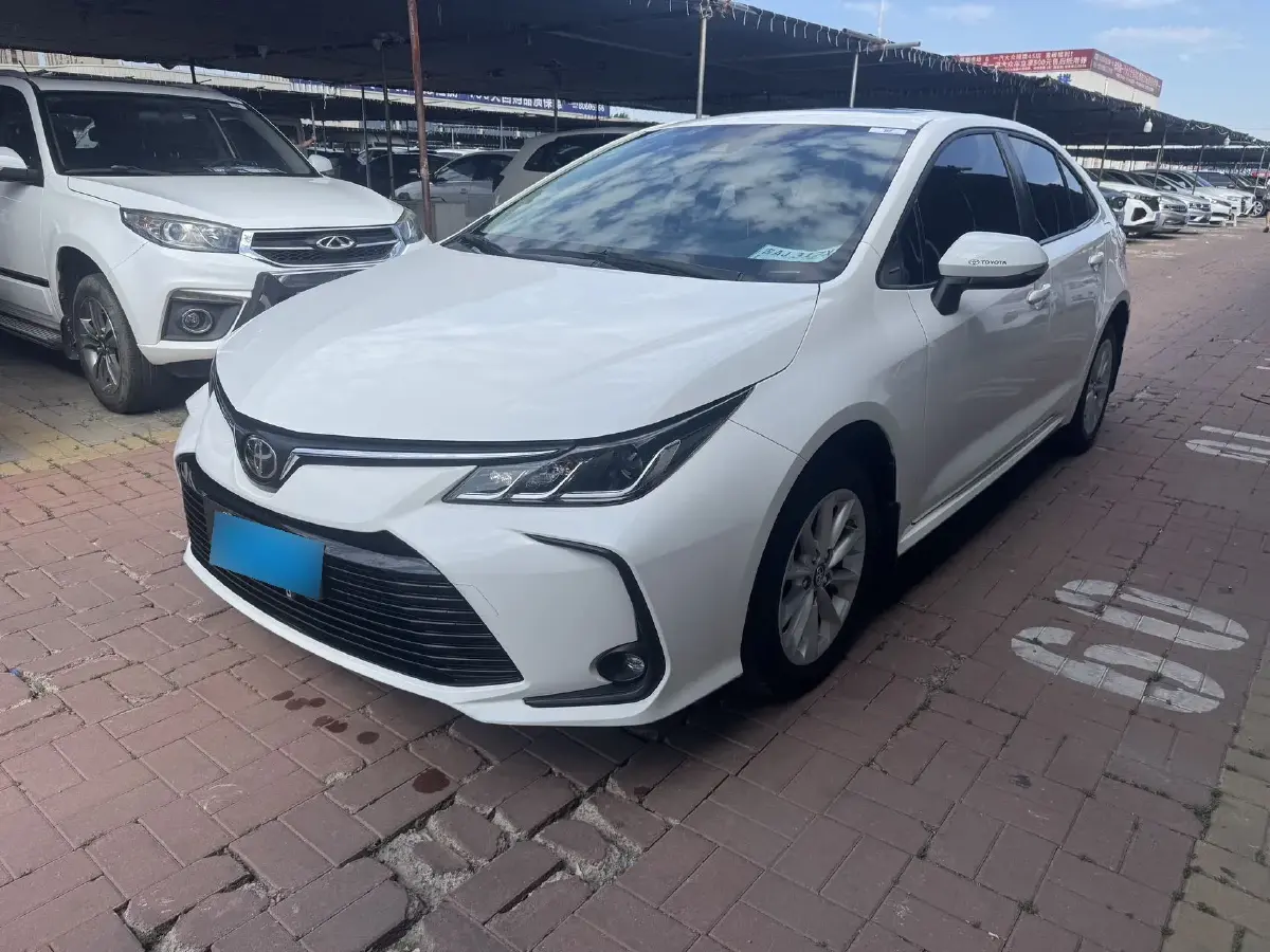 2021 Toyota Corolla 1.2T 116HP L4 CVT