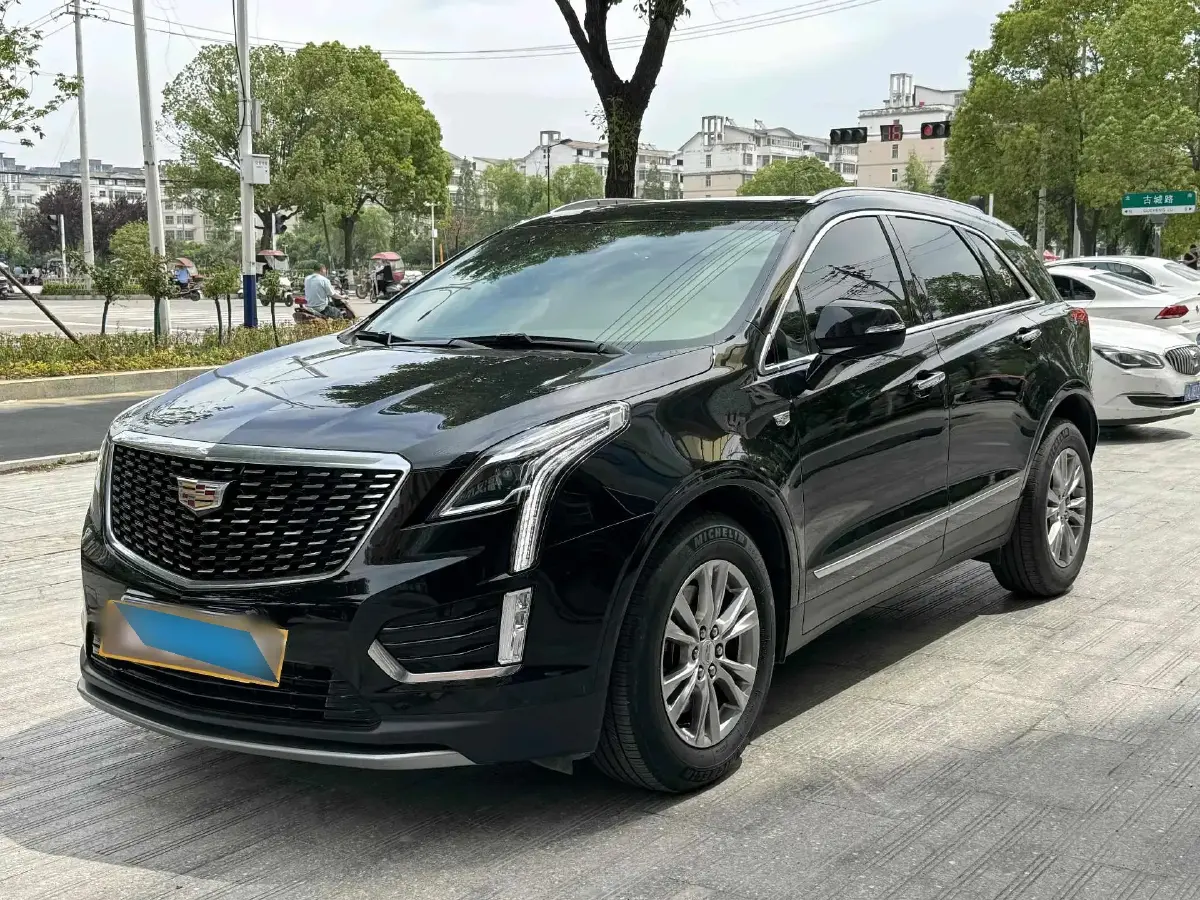 2023 Cadillac XT5 2.0T 237HP L4 9AT