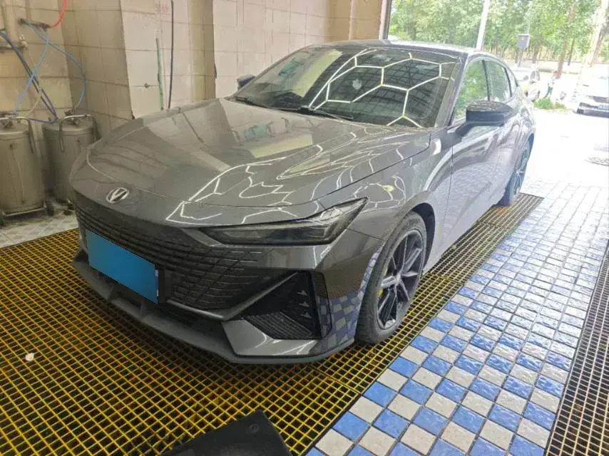 2022 ChangAn UNI-V 1.5T 188HP L4 7DCT