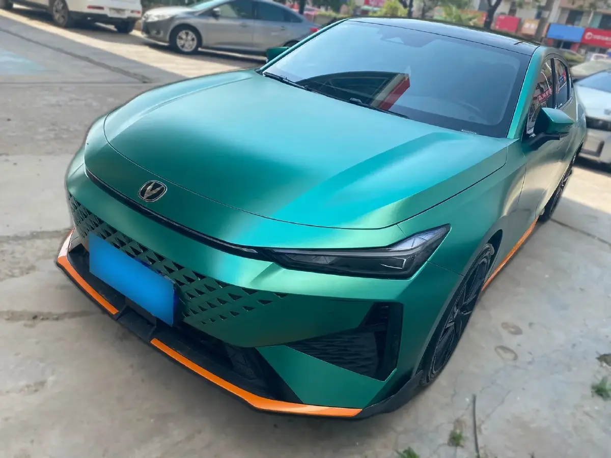 2024 ChangAn UNI-V 1.5T 188HP L4 7DCT