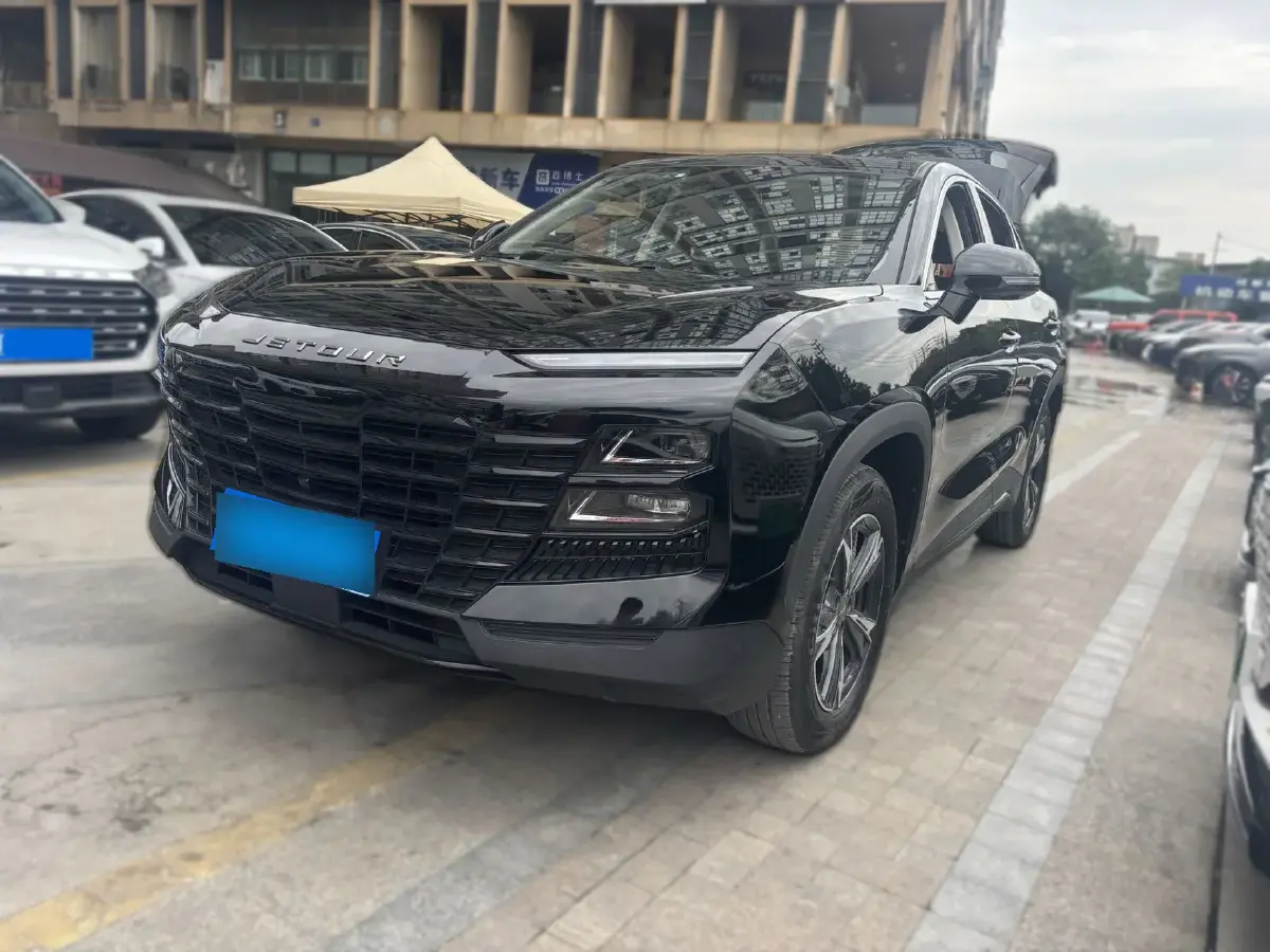 2023 Jetour DASHING 1.5T 156HP L4 6DCT