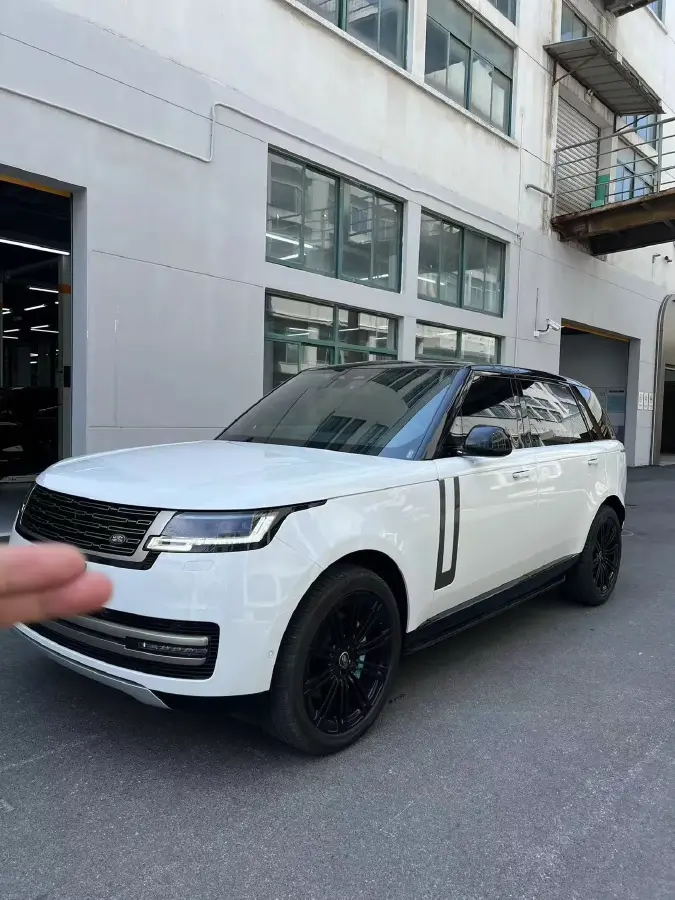 2022 Land Rover Range Rover 3.0T 400HP L6 8AT