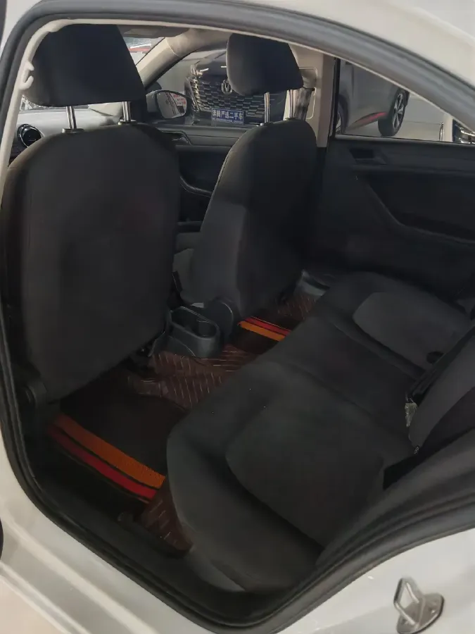 2021 Jetta VA3 1.5L 112HP L4 5MT,autocango,china used car exporter,china ev exporter,chinese used car exporter,chinese used ev exporter