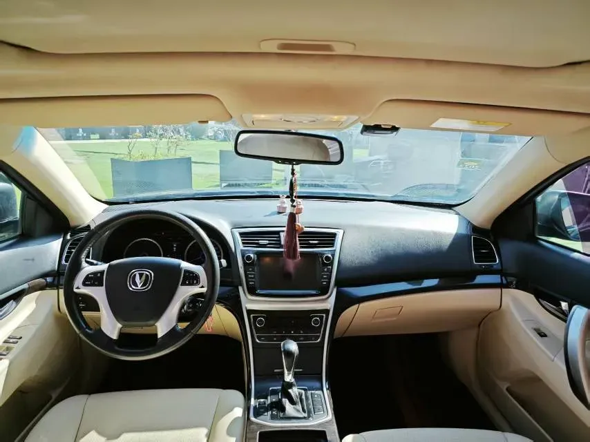 2017 ChangAn Raeton 1.5T 170HP L4 6AT,autocango,china used car exporter,china ev exporter,chinese used car exporter,chinese used ev exporter