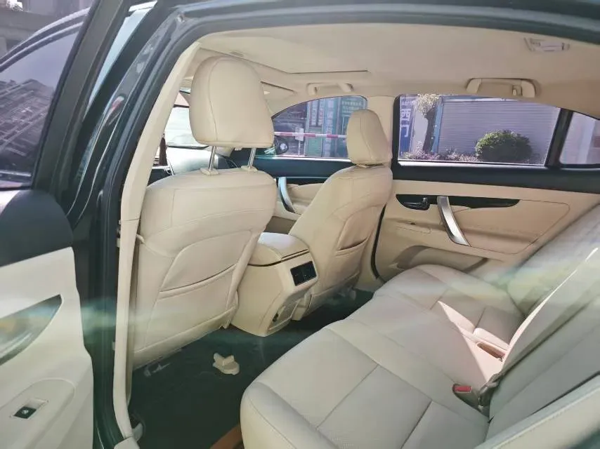 2017 ChangAn Raeton 1.5T 170HP L4 6AT,autocango,china used car exporter,china ev exporter,chinese used car exporter,chinese used ev exporter