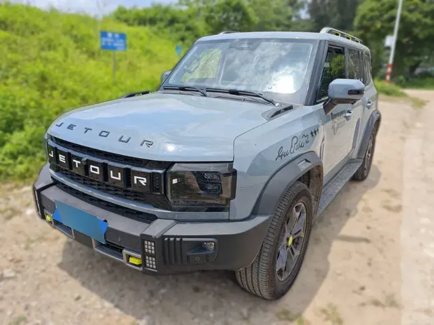 2023 Jetour Traveller 2.0T 254HP L4 7DCT