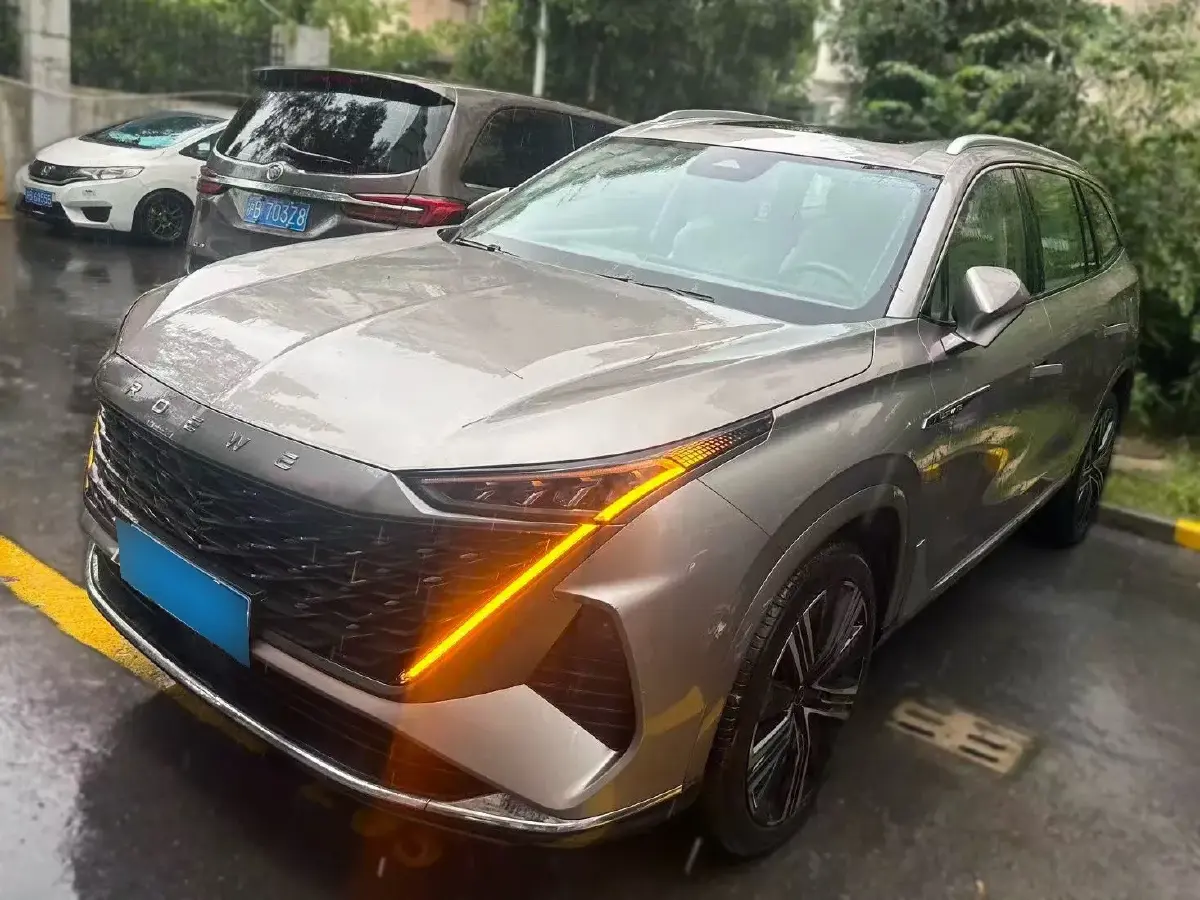 2023 Roewe RX9 2.0T 242HP L4 9AT