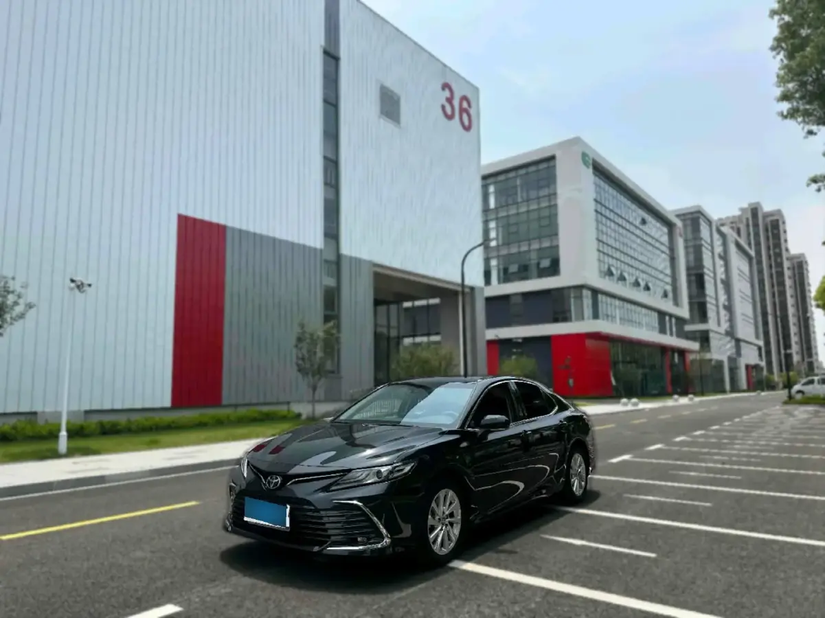 2021 Toyota Camry 2.0L 178HP L4 CVT