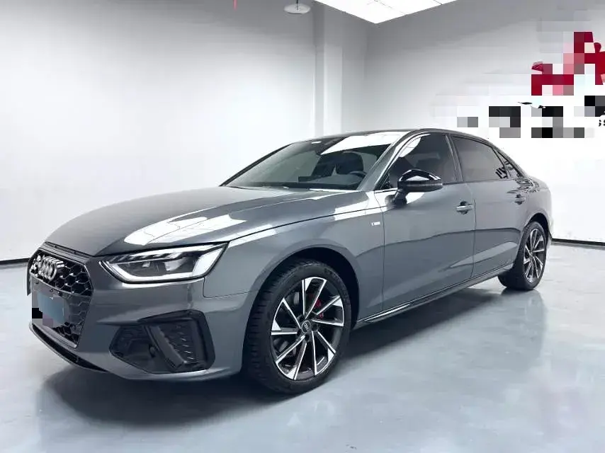 2023 Audi A4L 2.0T 190HP L4 7DCT