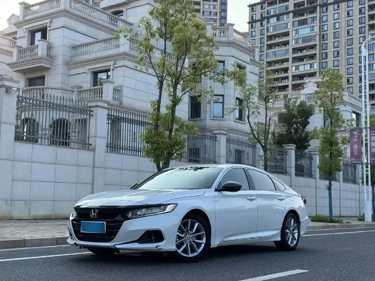 2022 Honda Accord 1.5T 194HP L4 CVT
