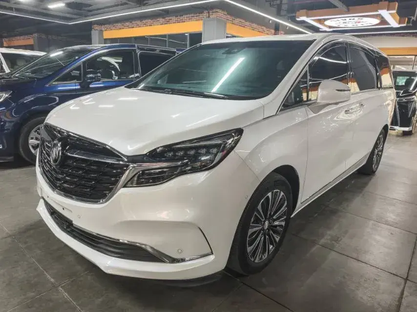 2022 Buick GL8 2.0T 237HP L4 9AT