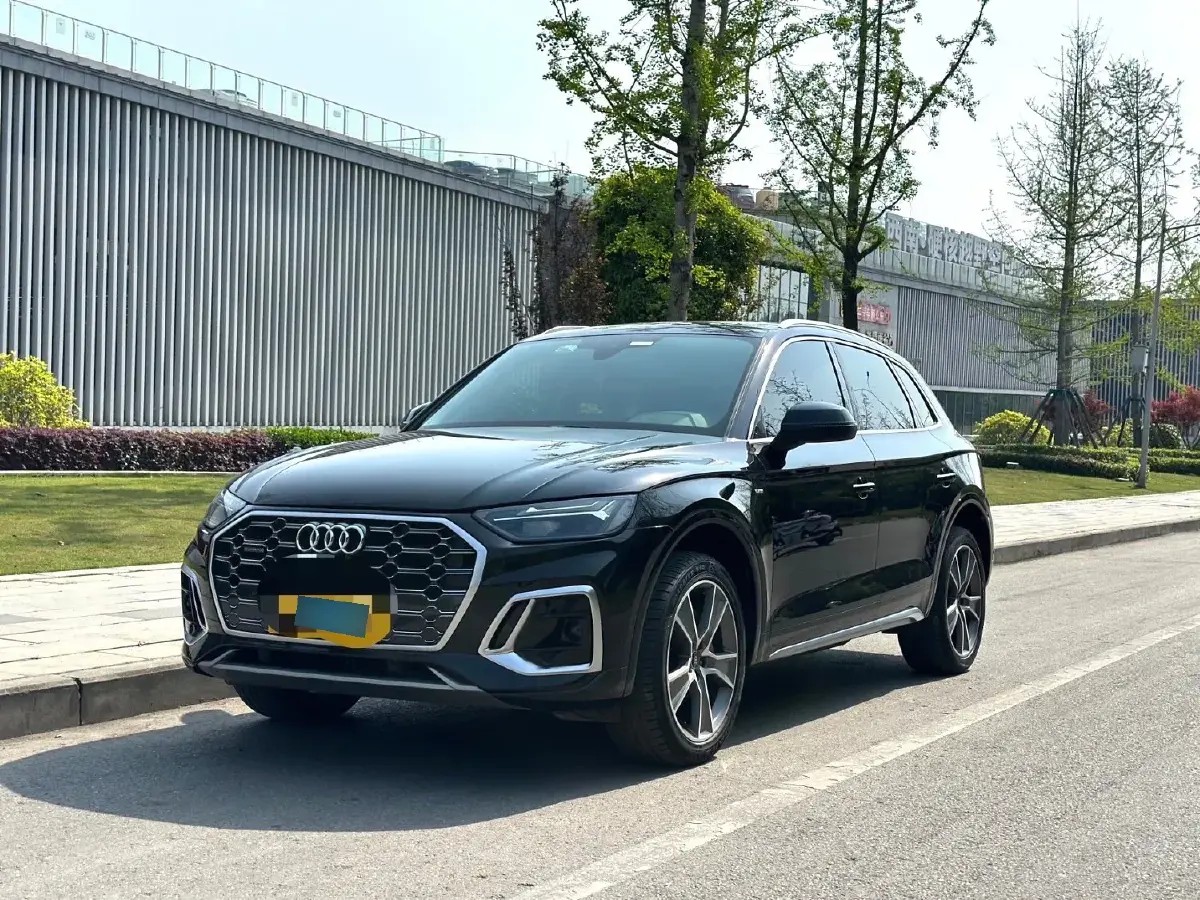 2022 Audi Q5L 2.0T 190HP L4 7DCT