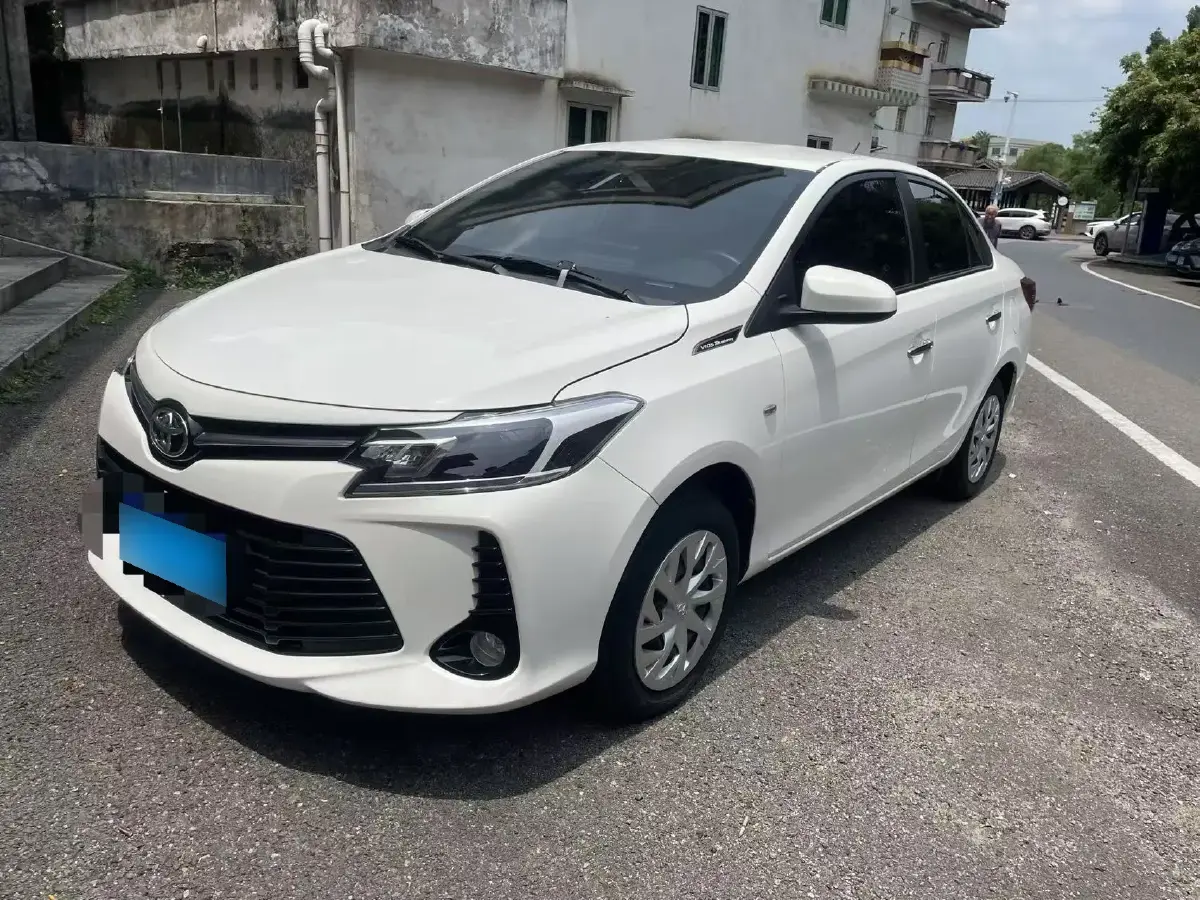 2022 Toyota Vios 1.5L 112HP L4 CVT