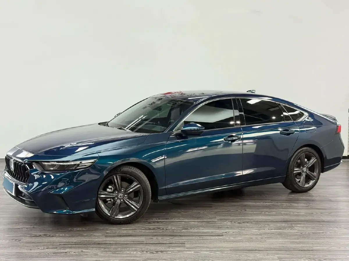 2025 Honda Inspire 1.5T 192HP L4 CVT