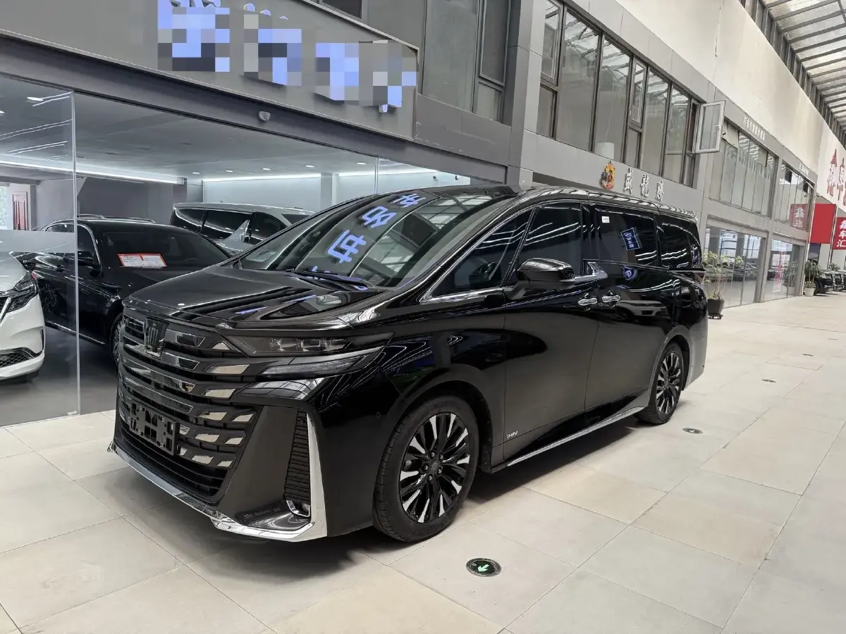 2024 Toyota Vellfire 2.5L 190HP L4 E-CVT Hybrid